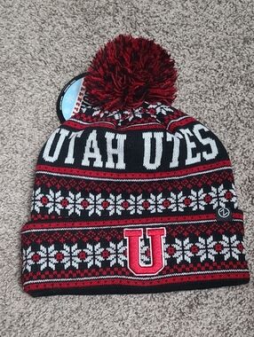 Utah Utes Red Black Pom Beanie
